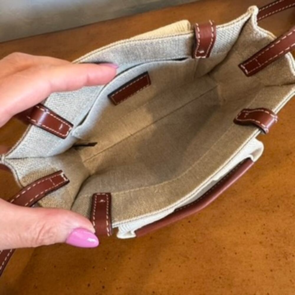 Chloe Mini Woody Tote White & Brown Linen Canvas Pre-Owned | Retail $880 - Picture 7 of 10